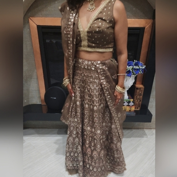 Brown copper gold lengha - Picture 2 of 2